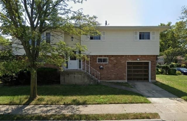 807 Glen Drive - 807 Glen Drive, Woodmere, NY 11598