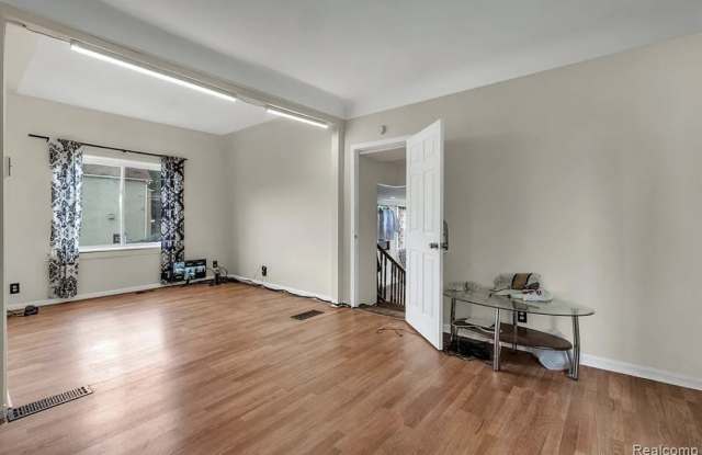 2078 Belmont Street photos photos