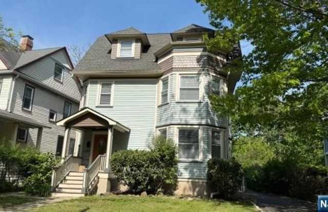 120 Midland Avenue photos photos