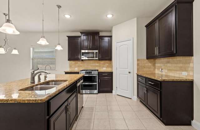 7822 Cottonwood Drive Gallery 3