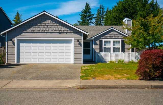 3Bd/2Ba Everett Home Gallery 1