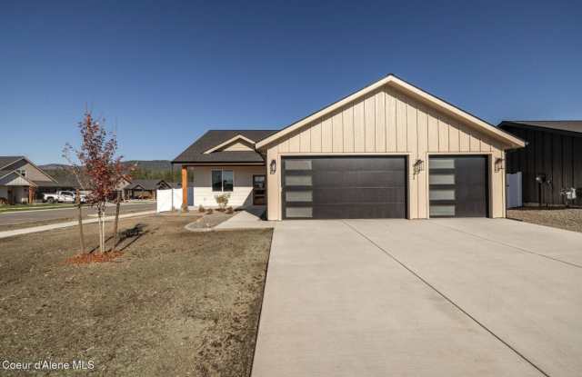 New Home in Thayer Farms North! - 9141 West Cultivator Avenue, Rathdrum, ID 83858