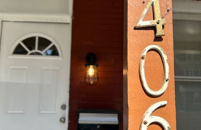 406 Stuyvesant Ave - 406 Stuyvesant Avenue, Trenton, NJ 08618