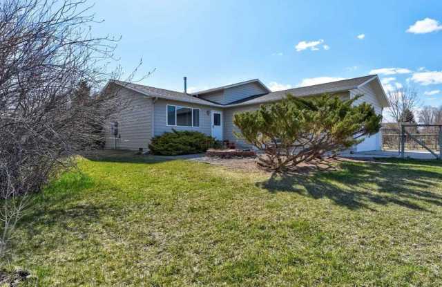 Furnished 4-Bedroom, 3-Bath Home with Spacious Backyard for rent from 10/15/26 to 4/30/26 Gallery 1