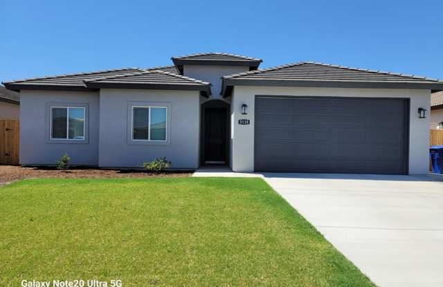Gorgeous home located in Northeast Bakersfield! photos photos