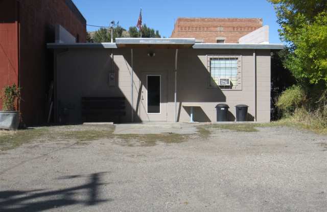 11 South Woodard Gallery 2
