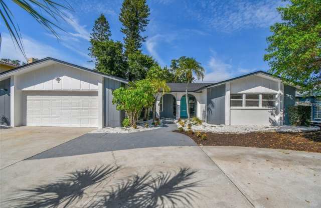 1949 DOLPHIN BOULEVARD S photos photos