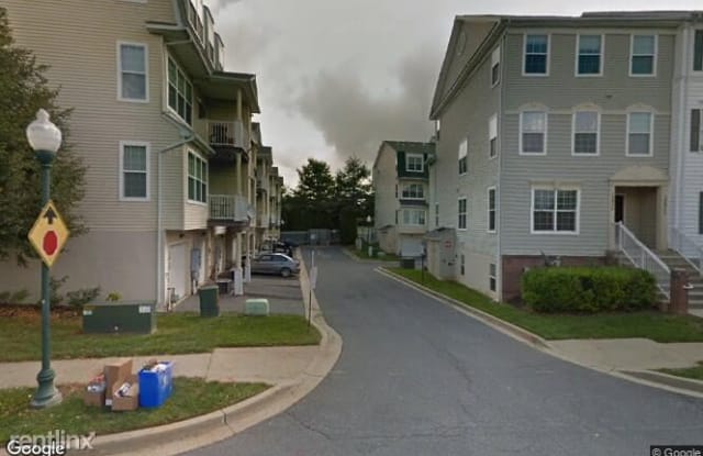 12822 Rexmore Dr - 12822 Rexmore Drive, Germantown, MD 20874