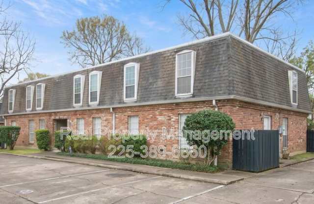 1755 College Dr. Gallery 1