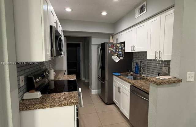 5715 Arthur Street 0, Hollywood, FL 33021 photos photos