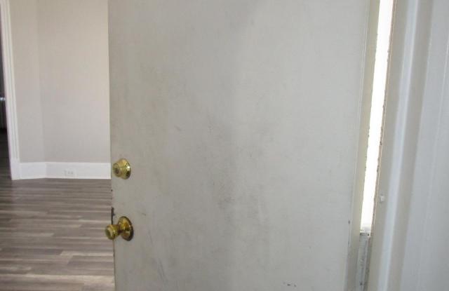 5358 WOODLAND Avenue unit: 2Nd Fl Rear photos photos 5358 WOODLAND Avenue unit: 2Nd Fl Rear photos photos