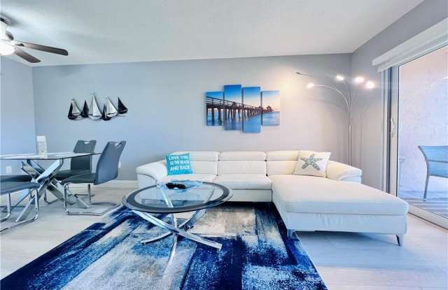 400 Forest Lakes Blvd unit: 310 photos photos