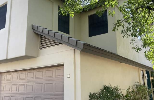 1124 E. Rose LN #3 photos photos