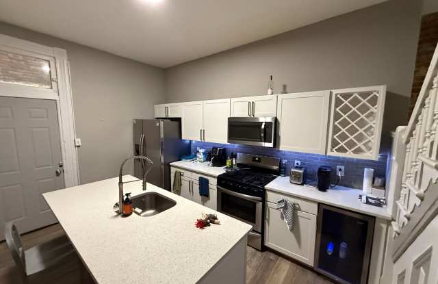 Luxury 3-Bedroom, 1-Bathroom House in Southside! Gallery 4