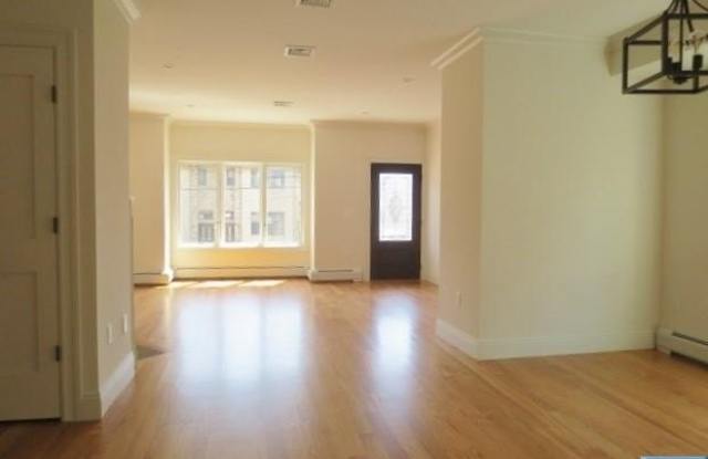427 Westview Place Gallery 3