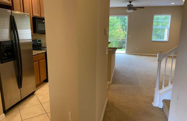 Townhome in Gated Community in the heart of Oviedo Gallery 4