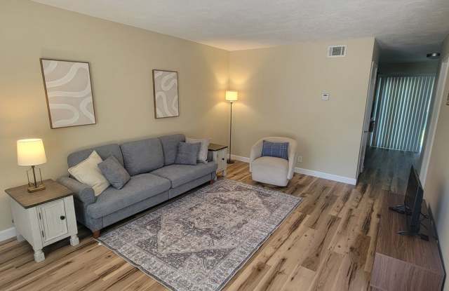 2/1.5- Furnished- Short Term Available- Cookeville Gallery 3