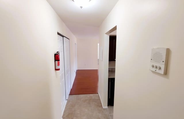 1807 Green Hollow Drive Gallery 2