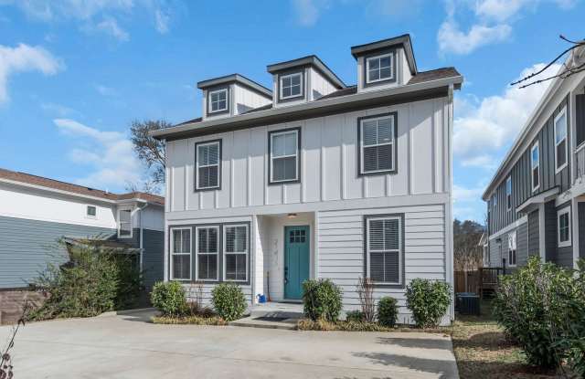 3 Bedroom/3.5 Bath Home in East Nashville. Available Furnished or Unfurnished - 2143 Burns Street, Nashville, TN 37216