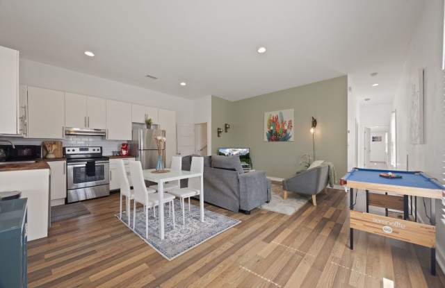 Furnished 3BR Near the BeltLine & Lee + White Gallery 3