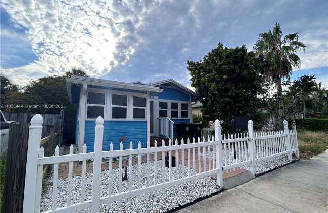 413 S K St photos photos