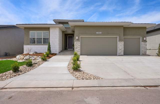 Stunning  Luxurious Brand-New Build in Kissing Camels photos photos