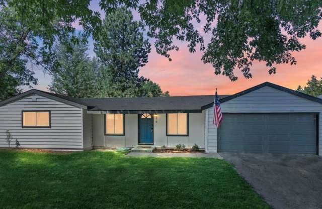 316 East 46th Place photos photos