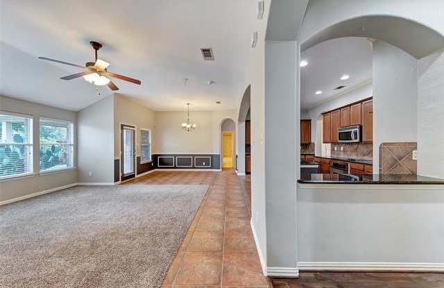 5621 Leander Way Gallery 4
