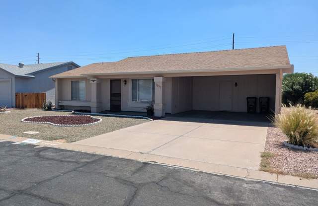 Charming 2BR House in Mesa photos photos