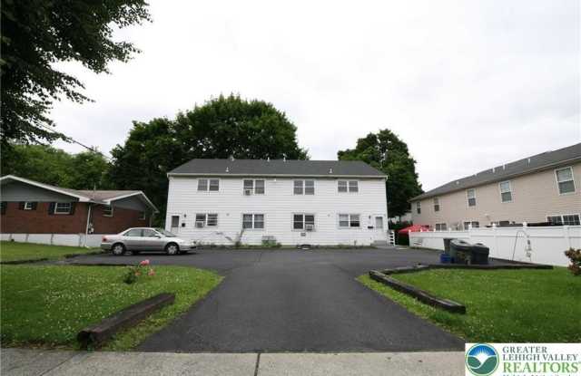 709 Line Street photos photos