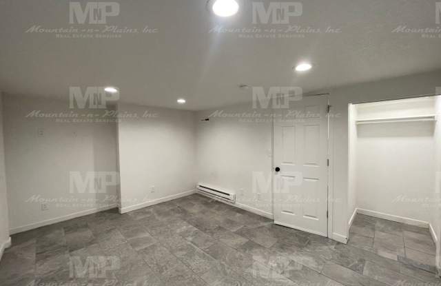 610 S. Loomis Avenue #B Gallery 3