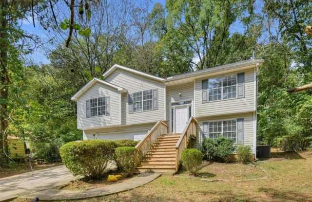 215 Pinehurst Drive Gallery 2