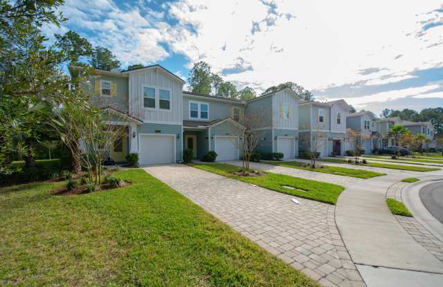 15 CANARY PALM CT Gallery 3