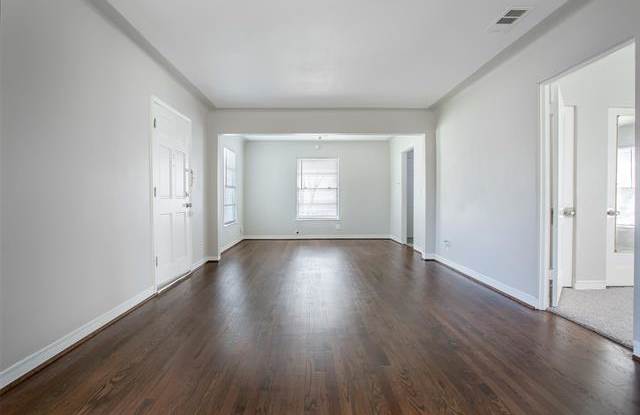 5018 W UNIVERSITY Boulevard Gallery 4