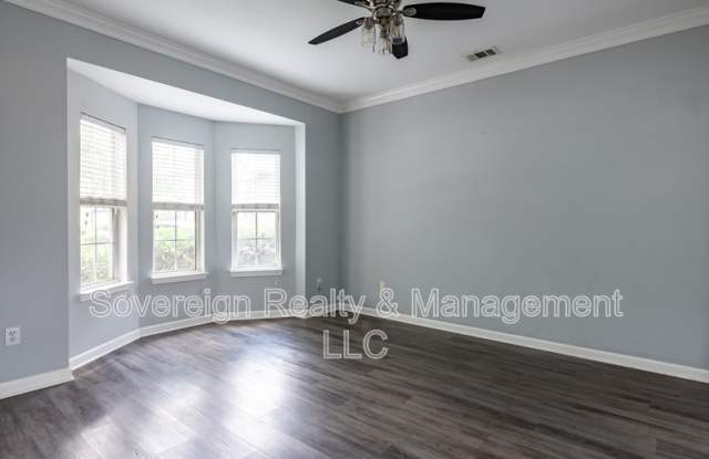 7702 Parkside Dr Gallery 4