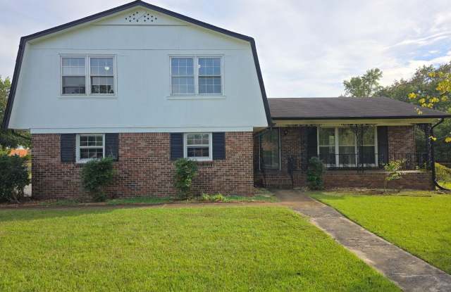 2200 Britain Avenue - 2200 Britain Avenue Southwest, Huntsville, AL 35803