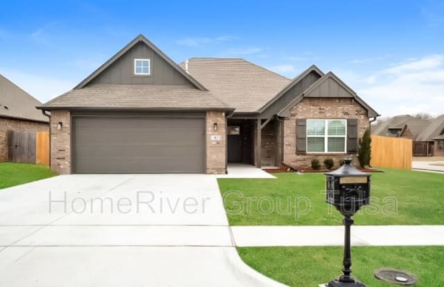 1413 E Atlanta St - 1413 East Atlanta Street South, Broken Arrow, OK 74012