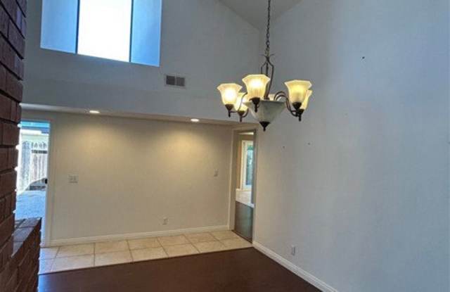 18612 Paseo Pizarro Gallery 4