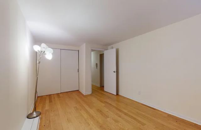 369 W 52nd St Gallery 2