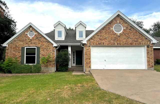 ***$300 off 1st Month's Rent! Some restrictions apply*** photos photos