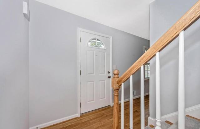 17501 Park Mill Dr Gallery 3