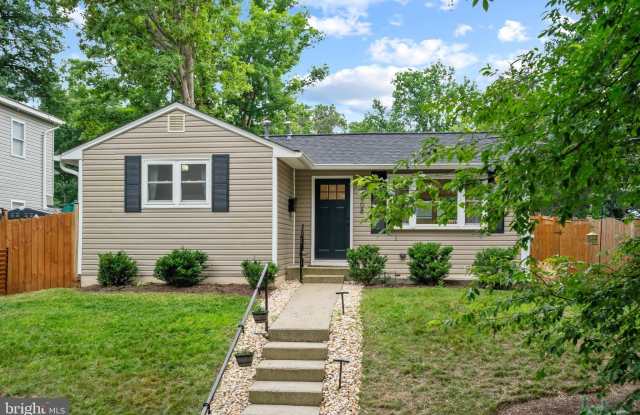 4008 LAWRENCE AVENUE photos photos