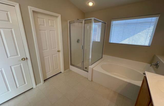 3 Bedroom 2 1/2 Bathroom w/Den & Loft photos photos