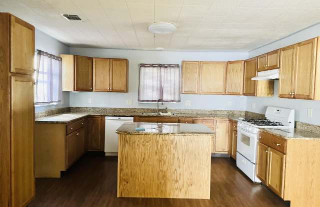 1510 E Harris Avenue photos photos