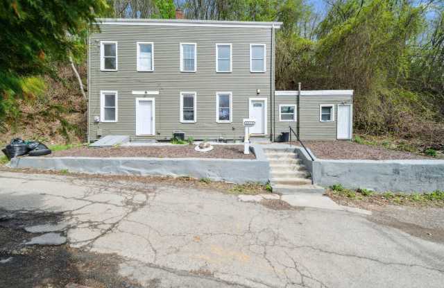 Spacious 3 Bedroom Home in Spring Garden (Single Family) photos photos Spacious 3 Bedroom Home in Spring Garden (Single Family) photos photos