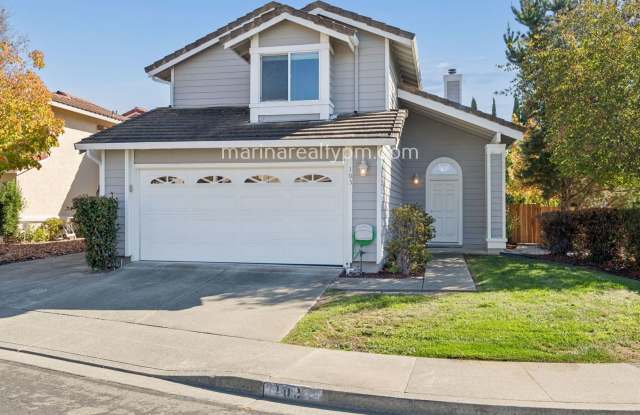 East Vallejo Beauty Available Now! Gallery 1