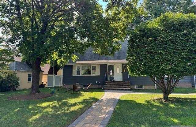 111 George Street - 111 George Street, Tenafly, NJ 07670