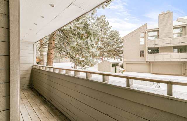 Spacious condo in the foothills at 7,400 feet elevation - 23556 Pondview Place, Genesee, CO 80401 Spacious condo in the foothills at 7,400 feet elevation - 23556 Pondview Place, Genesee, CO 80401