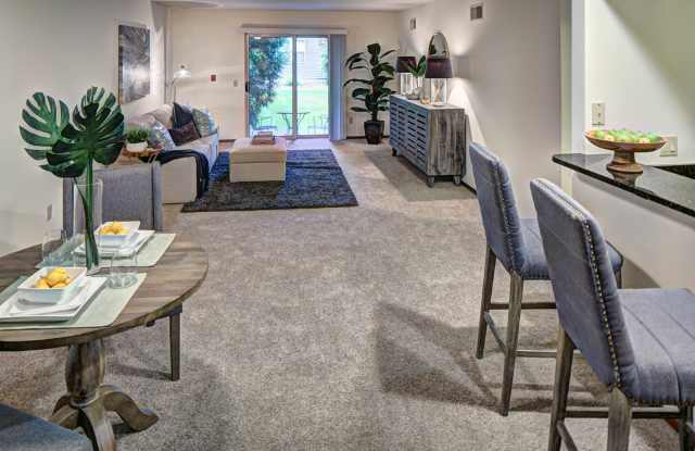 Sauk Creek Apartment Homes Gallery 2