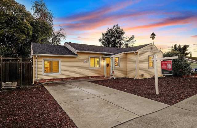 2438 Upland Dr photos photos 2438 Upland Dr photos photos